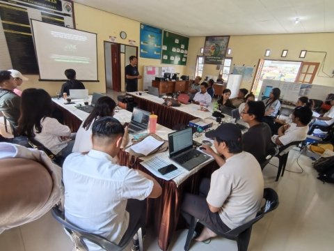 PELATIHAN TIM KERJA RM-AID LIANG BUTAN DAN LONG KA